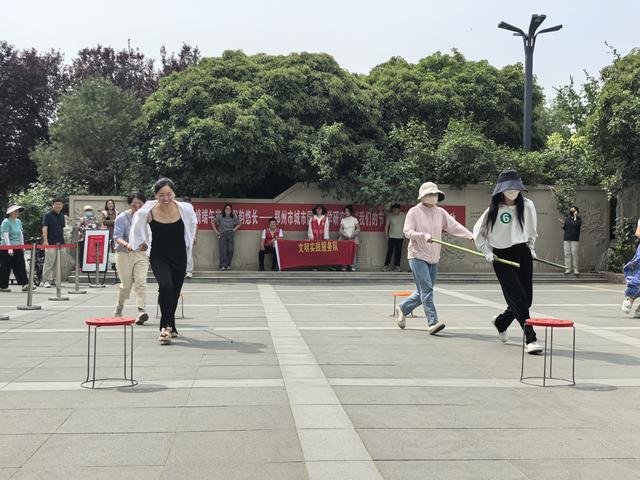 凯发k8国际官网传承端午文化郑州月季公园