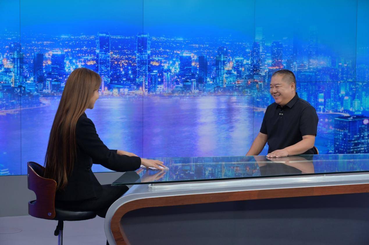 凯发K8官方旗舰厅硕宇宋小克：匠心雕琢三千丝